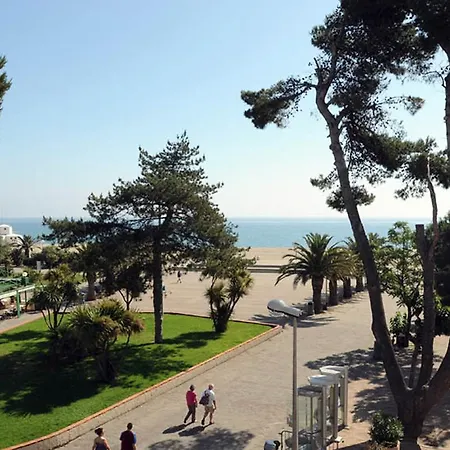 فندق Beau Rivage